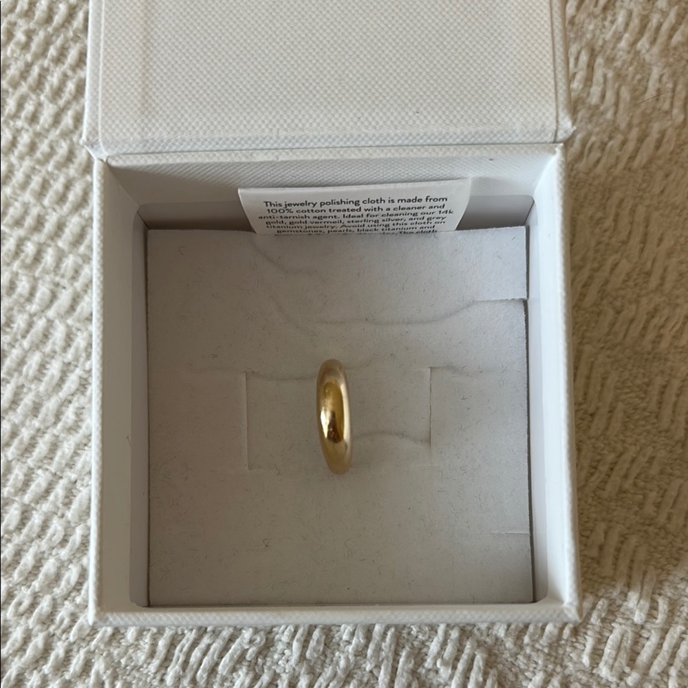 Mejuri 14k Gold Dome Ring